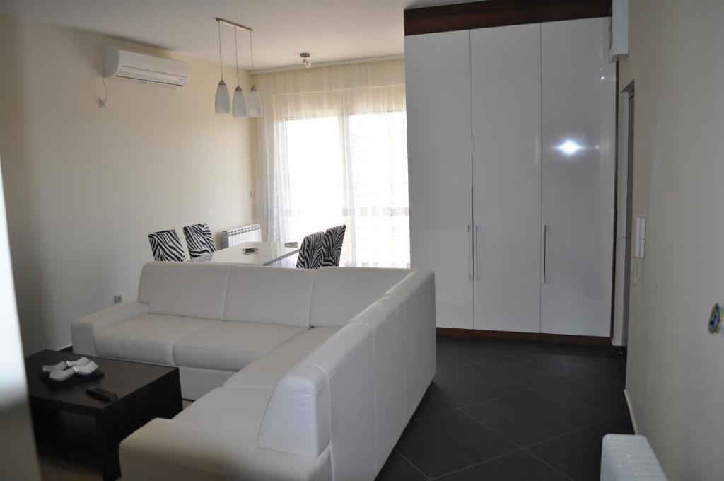 Apartments Soleado Pančevo Extérieur photo